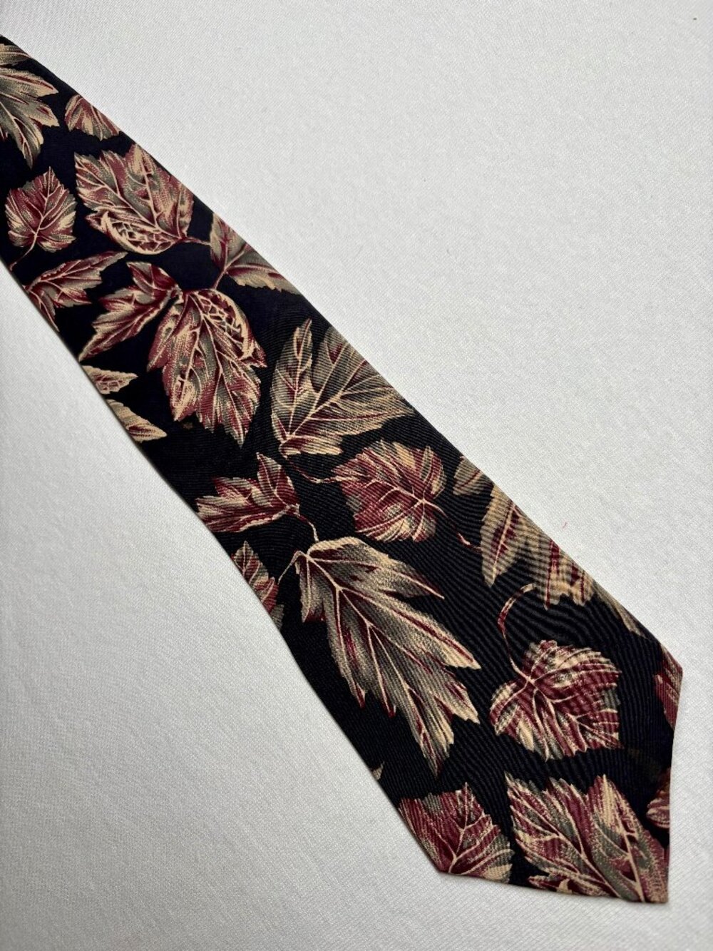 EUREGO Necktie 59"